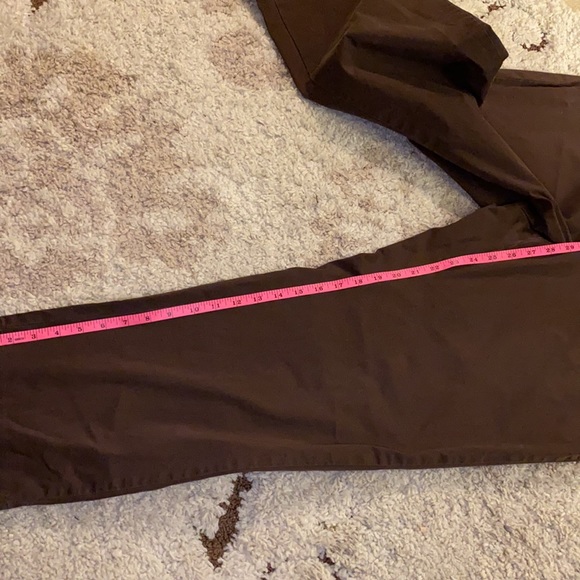 Pre-owned Tommy Hilfiger chocolate pants. - Picture 9 of 10